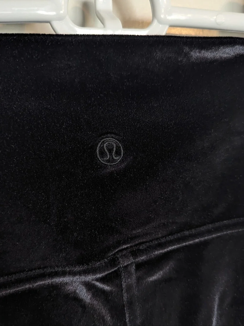 Lululemon Wunder Under Lounge Velvet 28